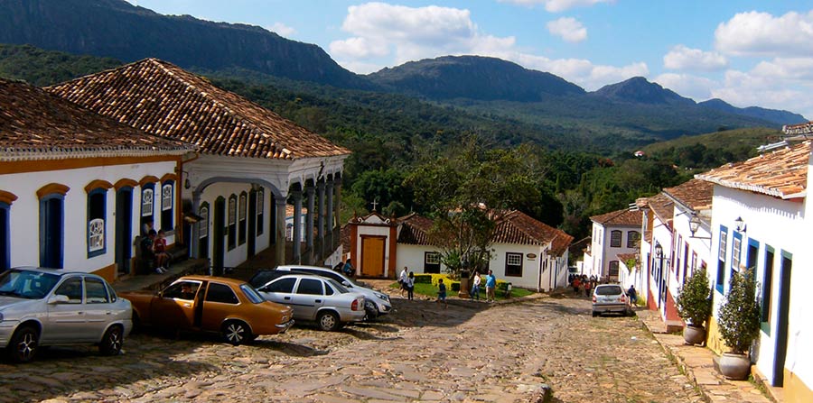 Tiradentes MG com Resort Santíssimo